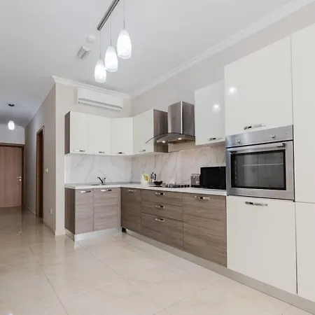 Cosy 2bed In Paceville By Homely Apartment *